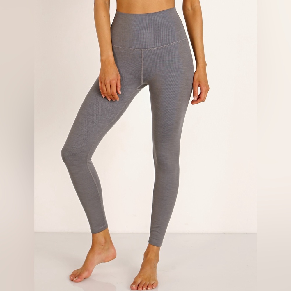 Beyond Yoga Heather Rib High Waisted Legging light heather gray